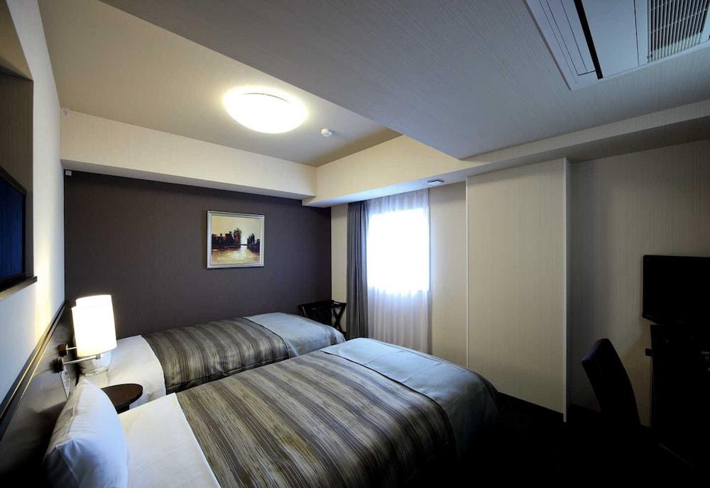 Hotel Route-Inn Niigata Nishi Inter Eksteriør billede