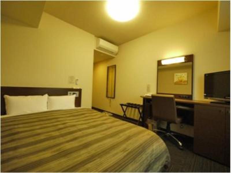 Hotel Route-Inn Niigata Nishi Inter Eksteriør billede